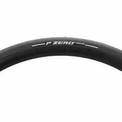 Pirelli Pneu Souple P ZERO Road 28" 8 Pirelli Pneu Souple P ZERO Road 28" -Promos Porte-vélos Magasin 391396